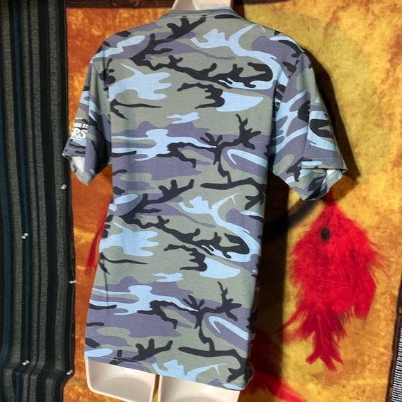 YIW-women’s blue/gray camo ‘MAKE A DIFFERENCE’ short sleeve graphic tee-shirt - Picture 8 of 9